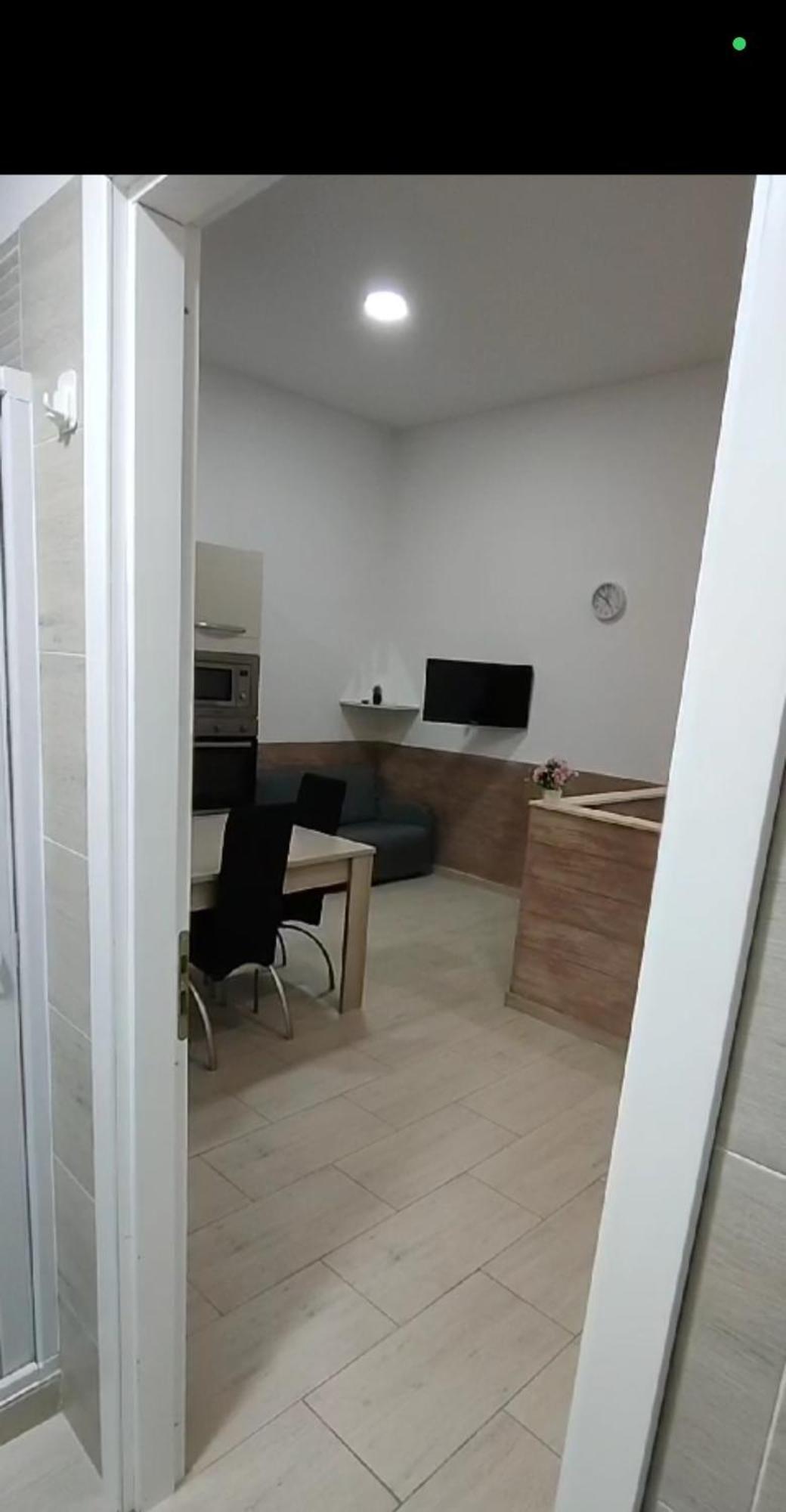 Al Civico 13 Apartment ฟอจเจีย ภายนอก รูปภาพ